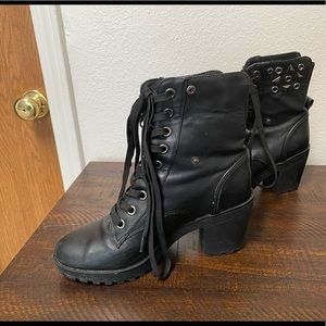 Combat Boots